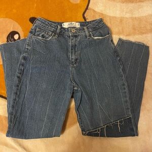 hollister- mom jeans